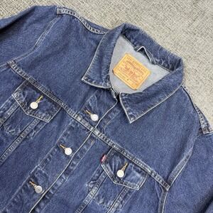 Vintage 90s Levi Strauss Denim Jean Jacket Men's Large Button Down Trucker